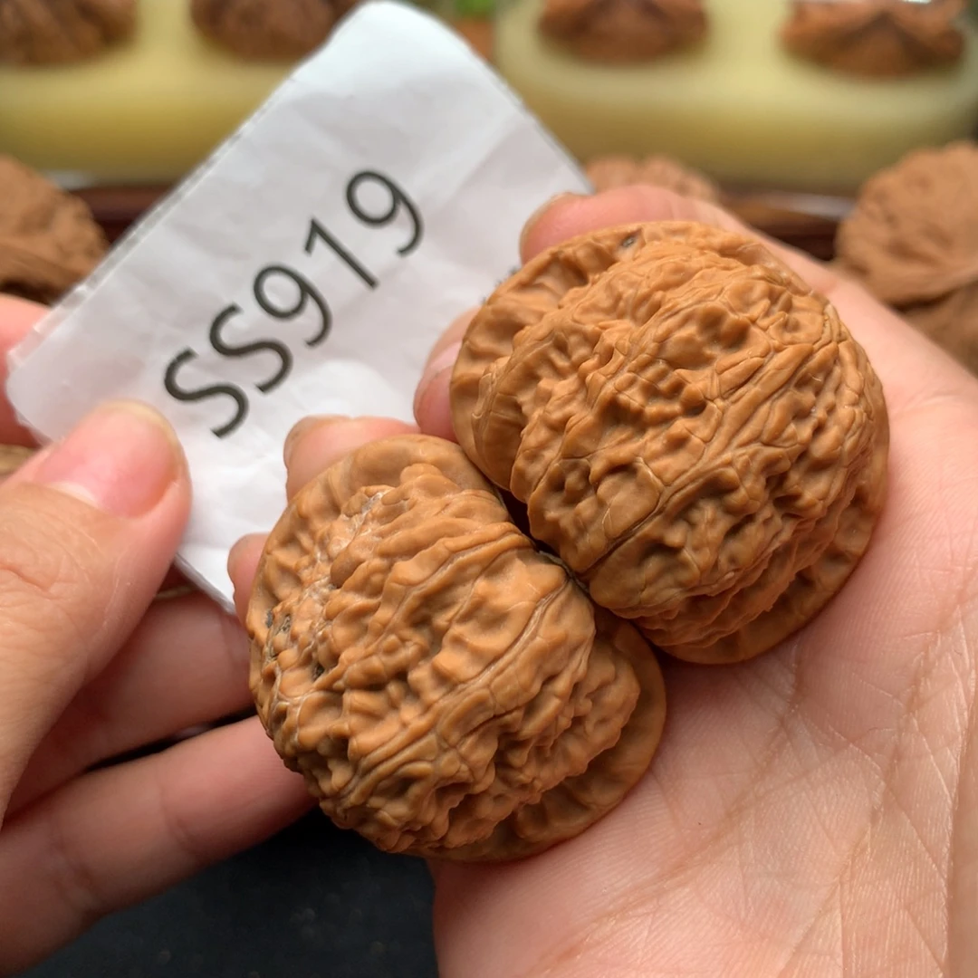 把件文玩核桃全品白狮子39