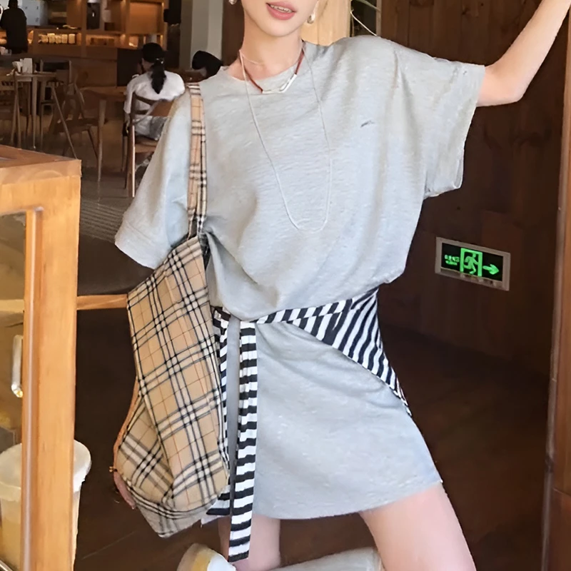 慵懒风时尚休闲T恤裙套装女2026夏时尚洋气开叉上衣+半身裙两件套
