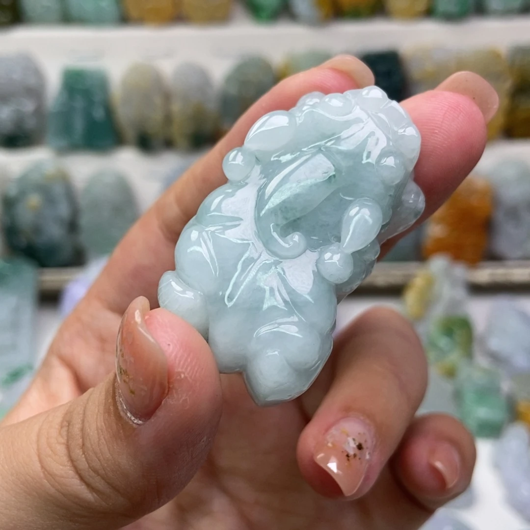 吊坠(赠链)未镶嵌翡翠口含珠