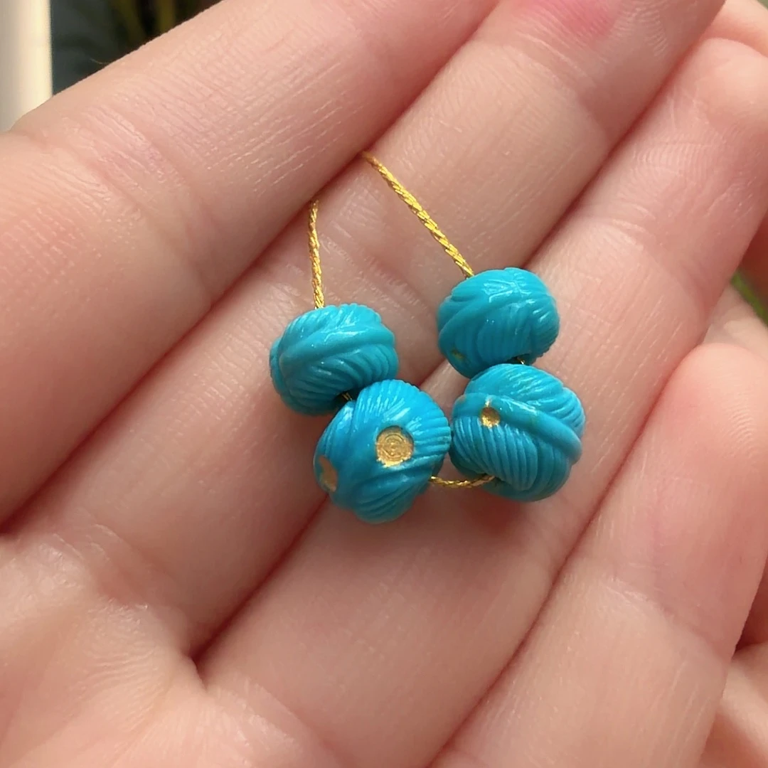 绿松石未镶嵌颈饰