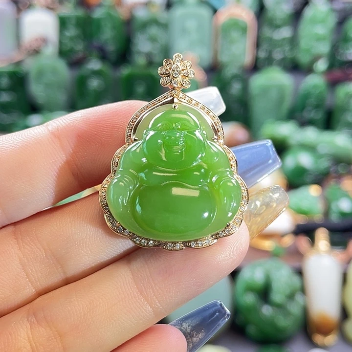 和田玉18K金镶嵌挂件