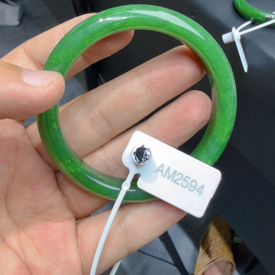 和田玉（碧玉）手镯未镶嵌60