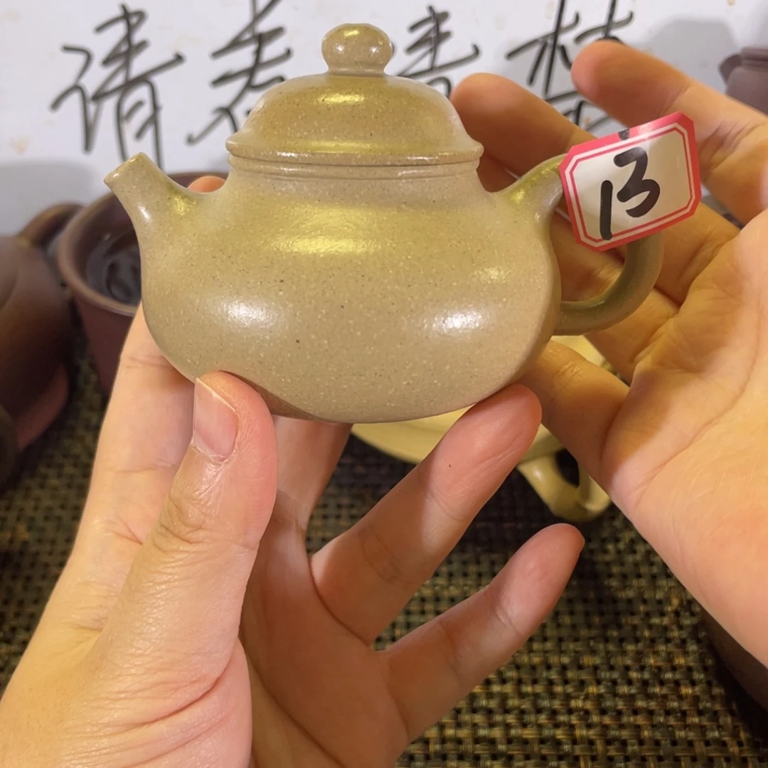 诚***下茶壶紫砂容天微瑕