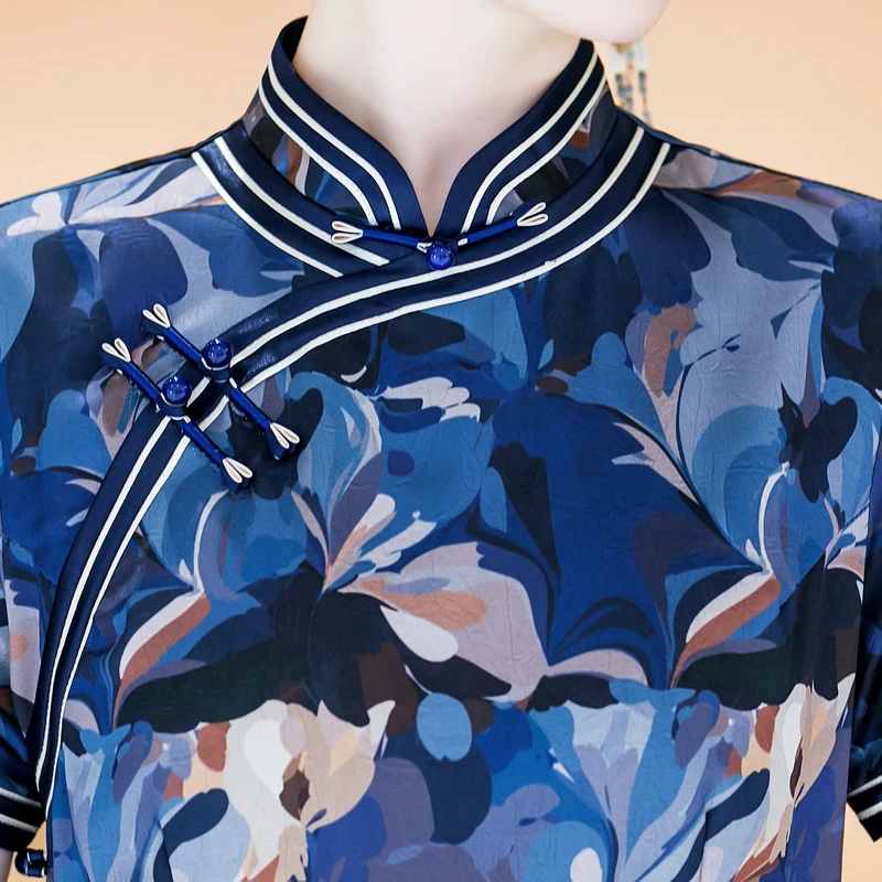 5602印花短款中国风夏季旗袍少女日常蓝色立领长袖修身三分袖