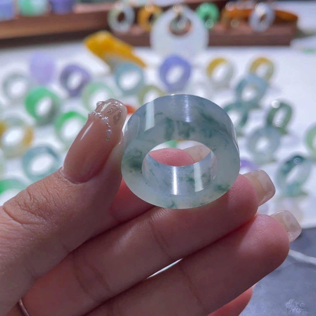 未镶嵌定制翡翠翡翠