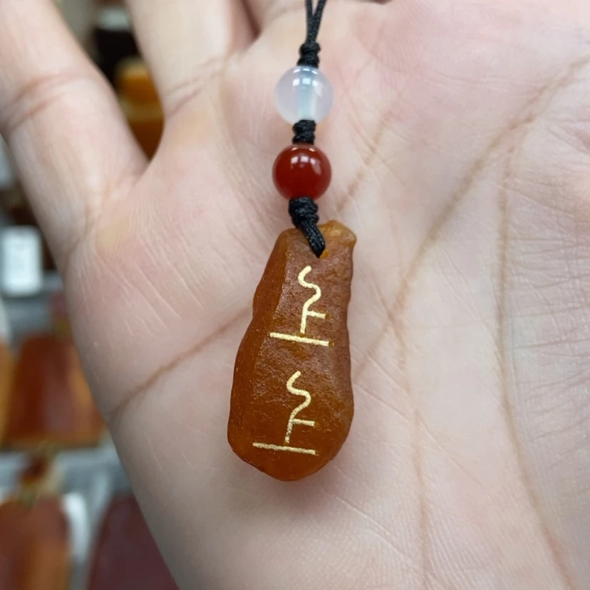 【闪购商品】琥珀颈饰未镶嵌