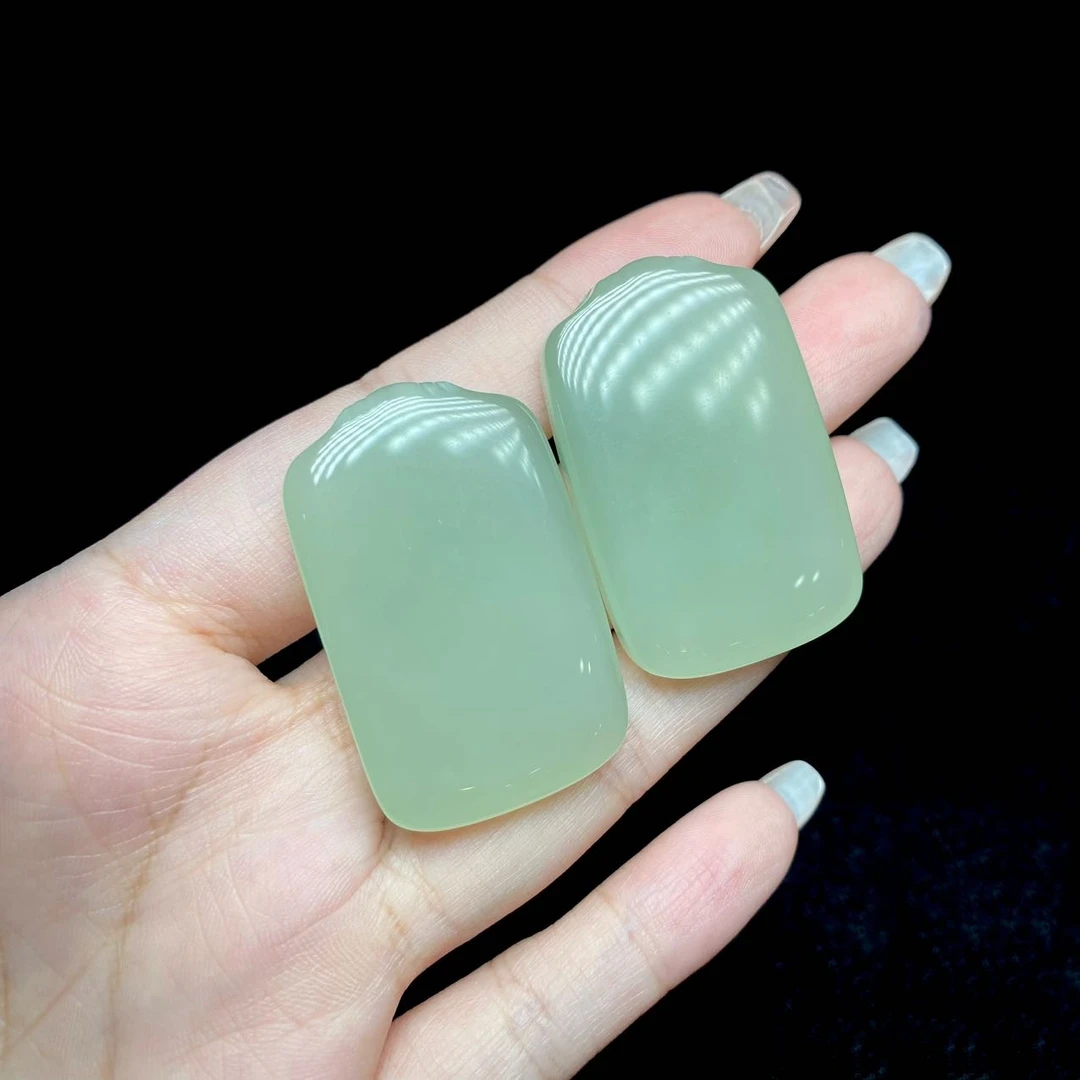 和田玉吊坠-多样性发其一-25*39.5*6.5mm-V85046-K（商城）含配绳