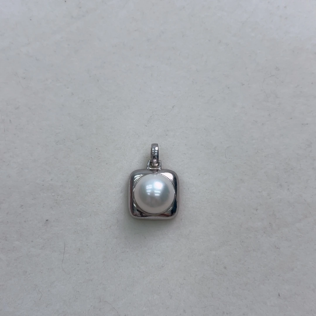 【闪购商品】淡水珍珠银S925镶嵌颈饰Z*Y