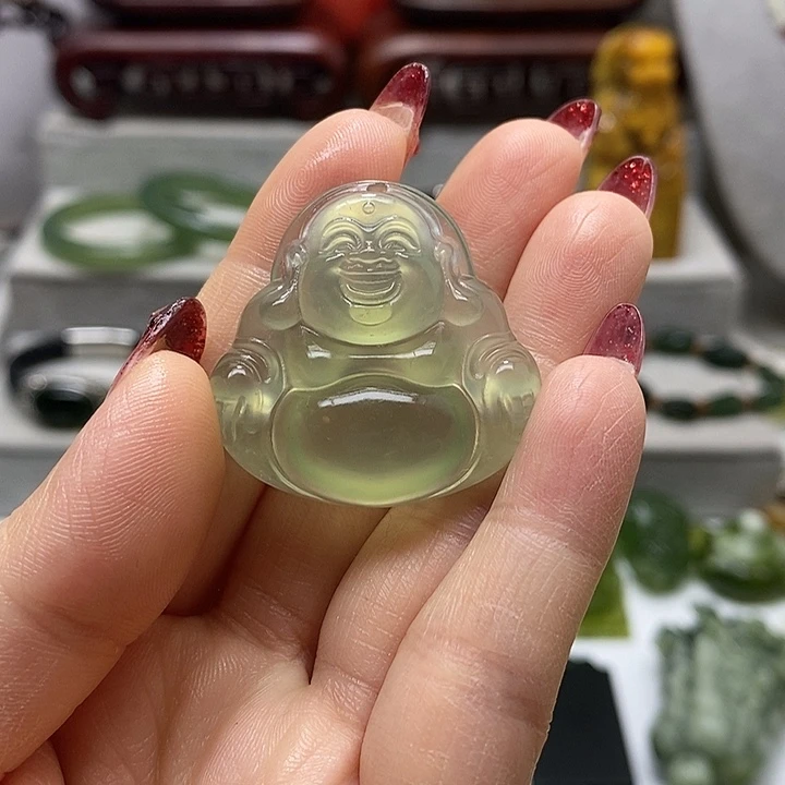 蛇纹石玉挂件未镶嵌