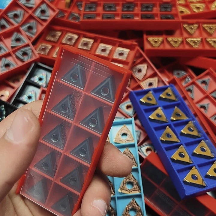 三角通槽08角不锈钢1盒