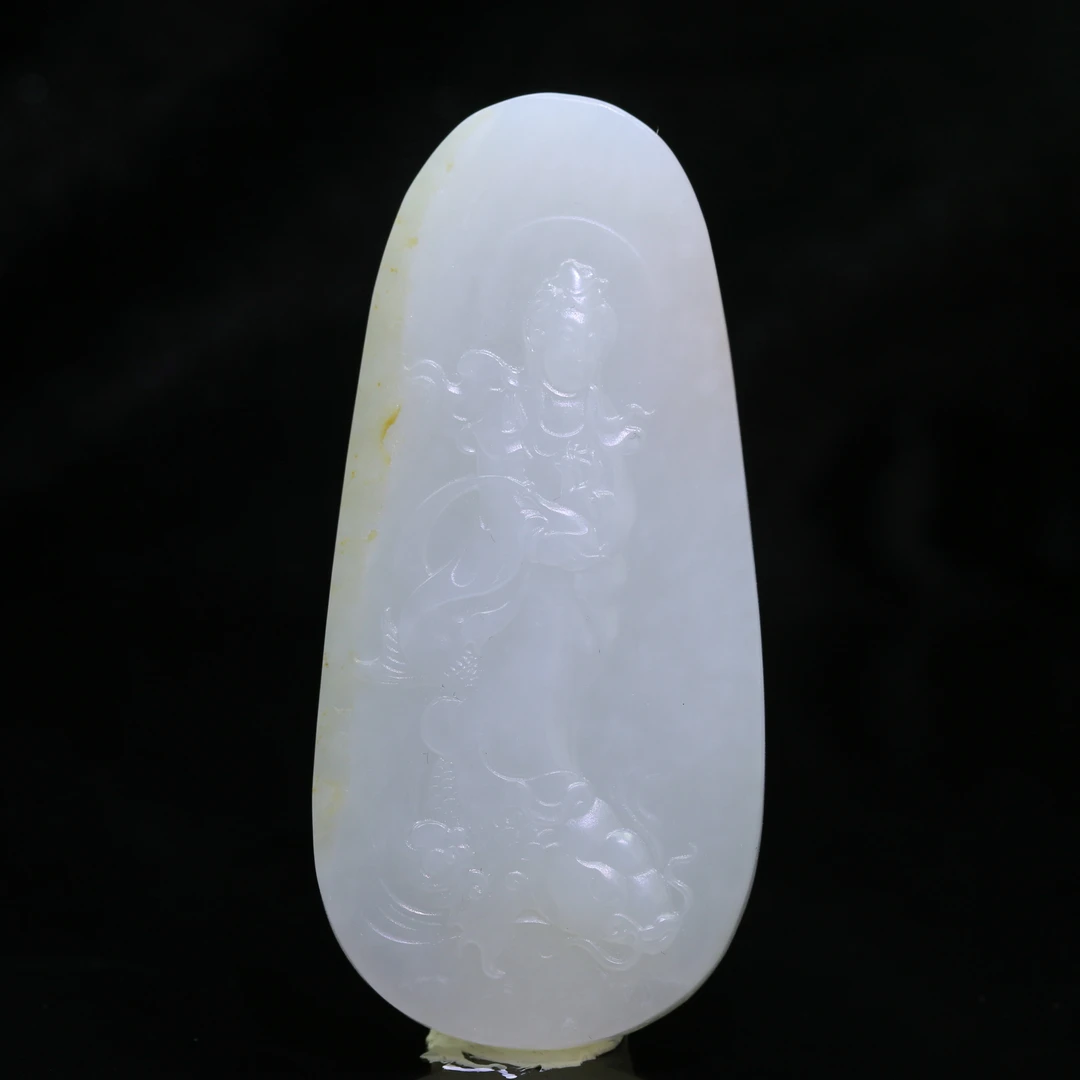 23和田玉洒金皮吊坠/900384保利厦门拍卖