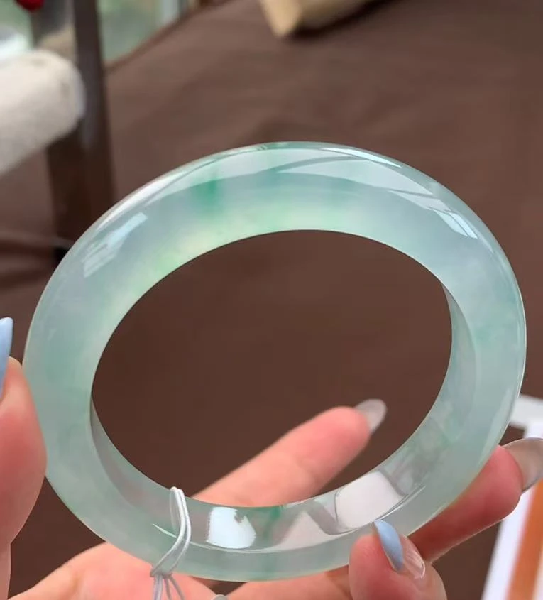 手工高档饰品时尚女王冰透女款