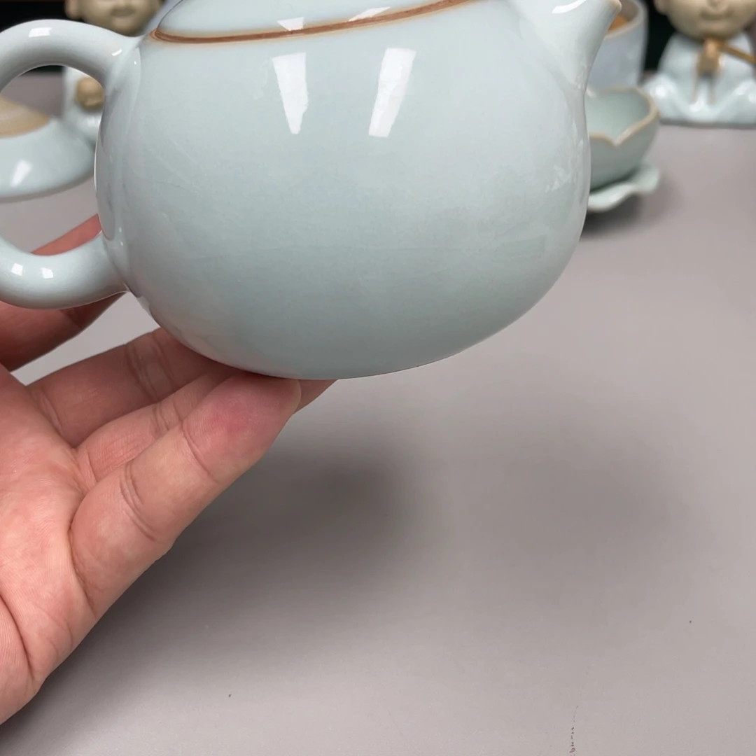 清***…瓷天青色瑕张君老师西施壶