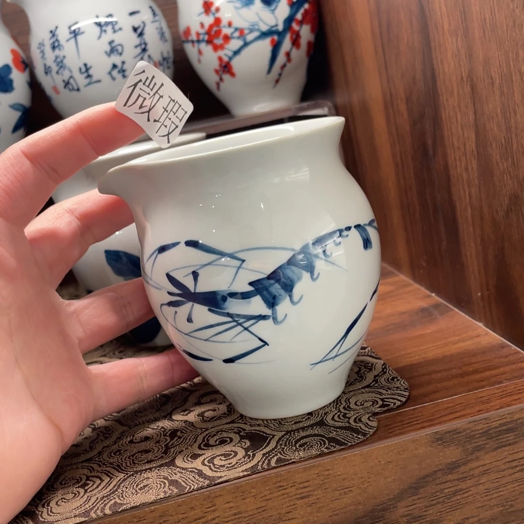 釉下手绘茶具微瑕