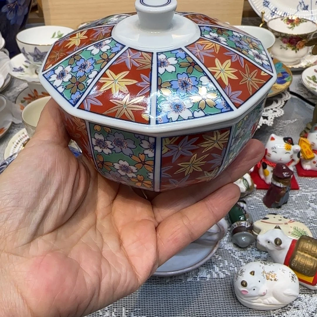 茶盏咖啡杯的设计也很不错啊
