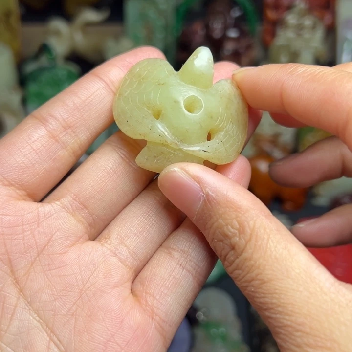 和田玉（糖玉）未镶嵌挂件