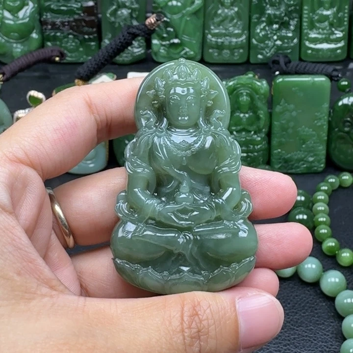颈饰未镶嵌和田玉
