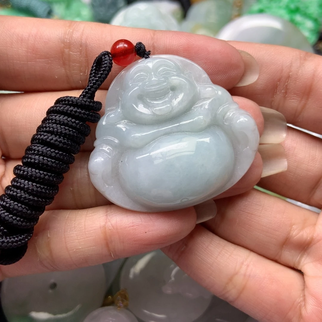 翡翠颈饰未镶嵌天然翡翠