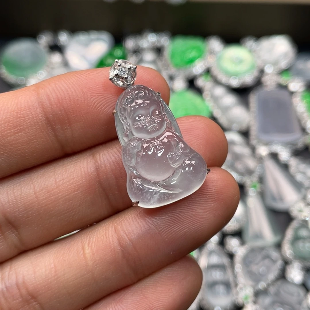 翡翠18K金镶嵌颈饰宝宝佛