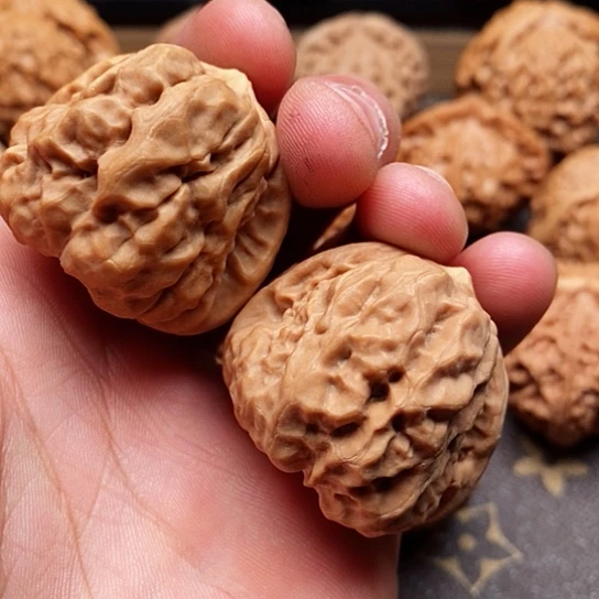 文玩核桃把件蛤蟆头