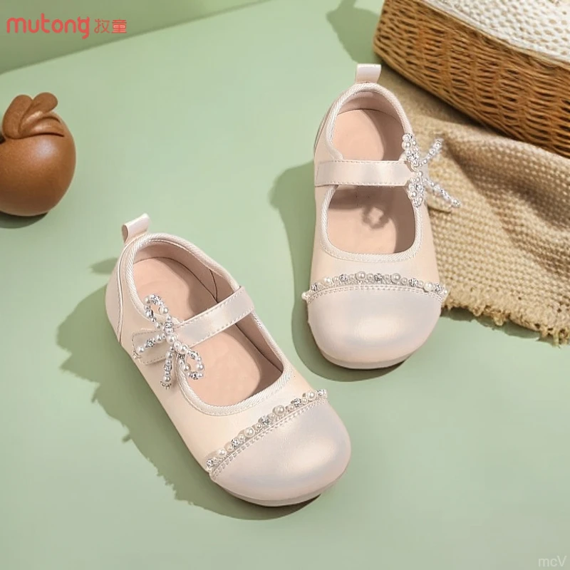 牧童女童小皮鞋银色公主鞋2025春秋季新款儿童软底宝宝鞋子公主风