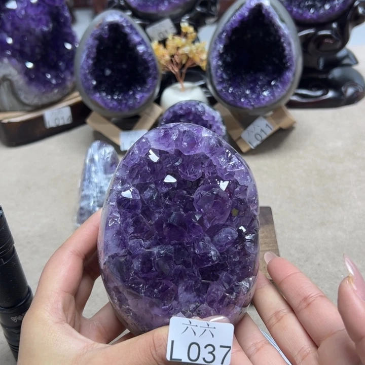 未镶嵌紫晶大型摆件（非配饰）