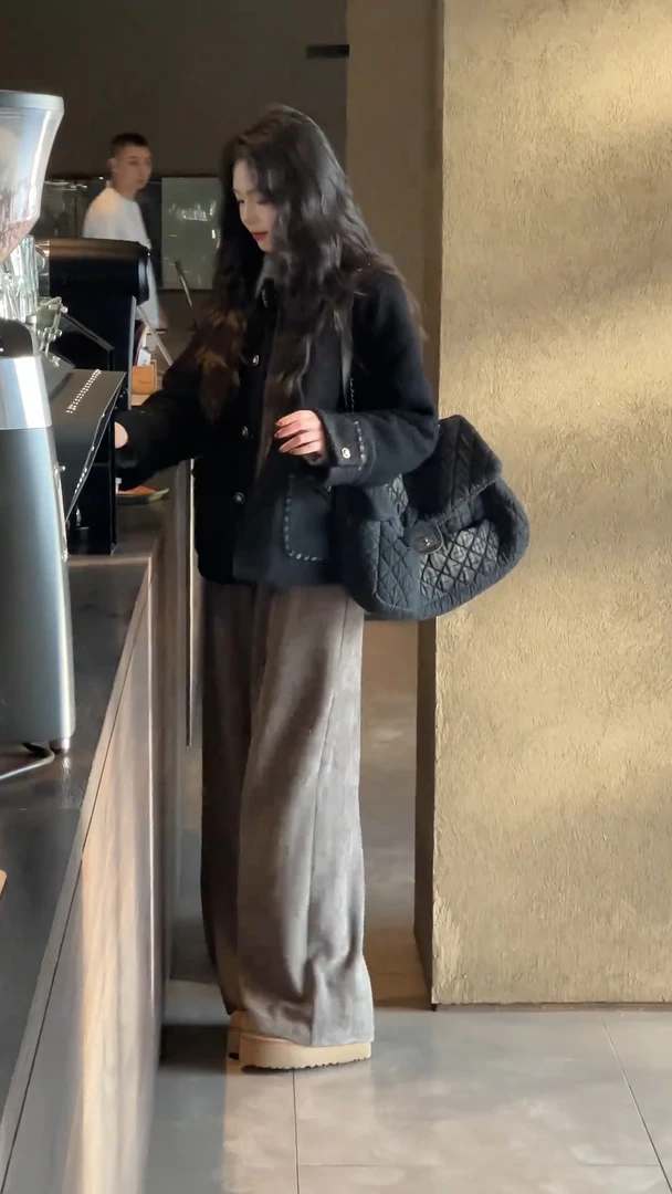 2025秋冬季新款女韩系穿搭加厚夹棉外套开衫毛衣高腰显瘦阔腿裤