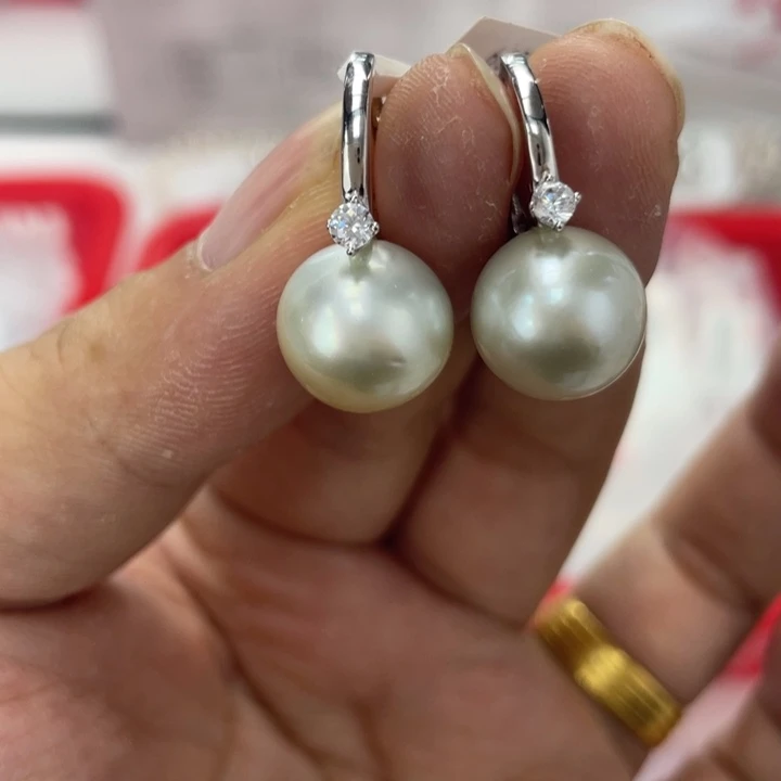 银S925镶嵌耳饰海水珍珠