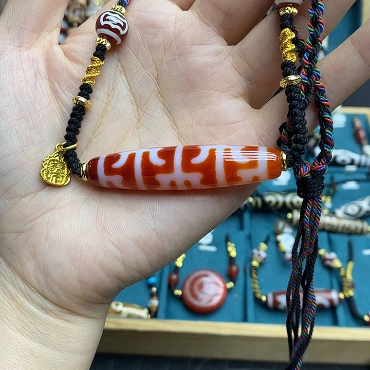 玛瑙/玉髓合金颈饰