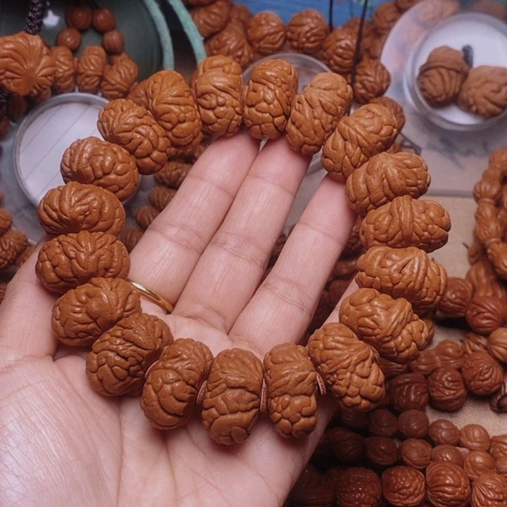 文玩核桃手串龙纹桃核
