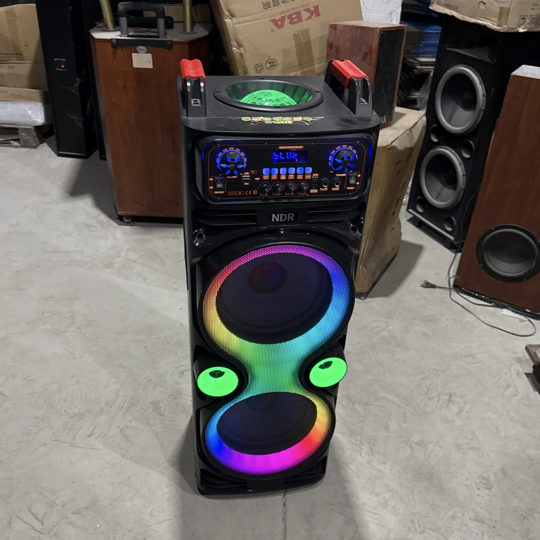 9新  双10寸音响电池不质保，不包邮，裸机没有任何配件