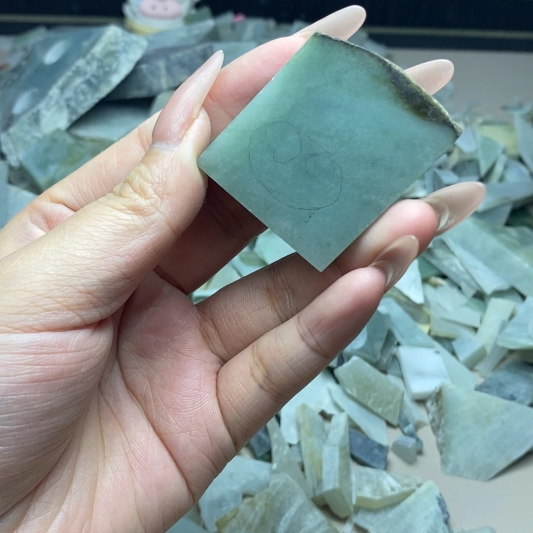 翡翠未镶嵌挂件翡翠