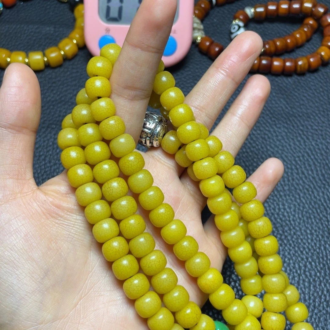 小***.大叶紫檀（黑酸枝木类）