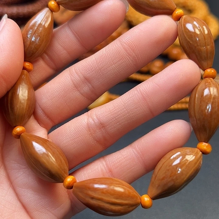 吊坠猴头核桃橄榄