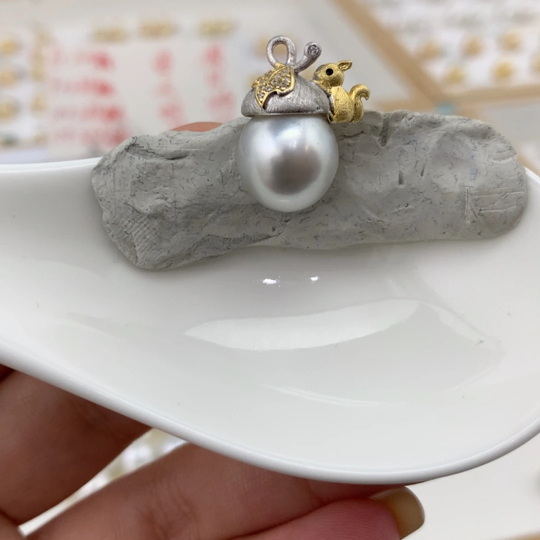 海水珍珠裸珠11-12mm澳白银蓝光裸珠