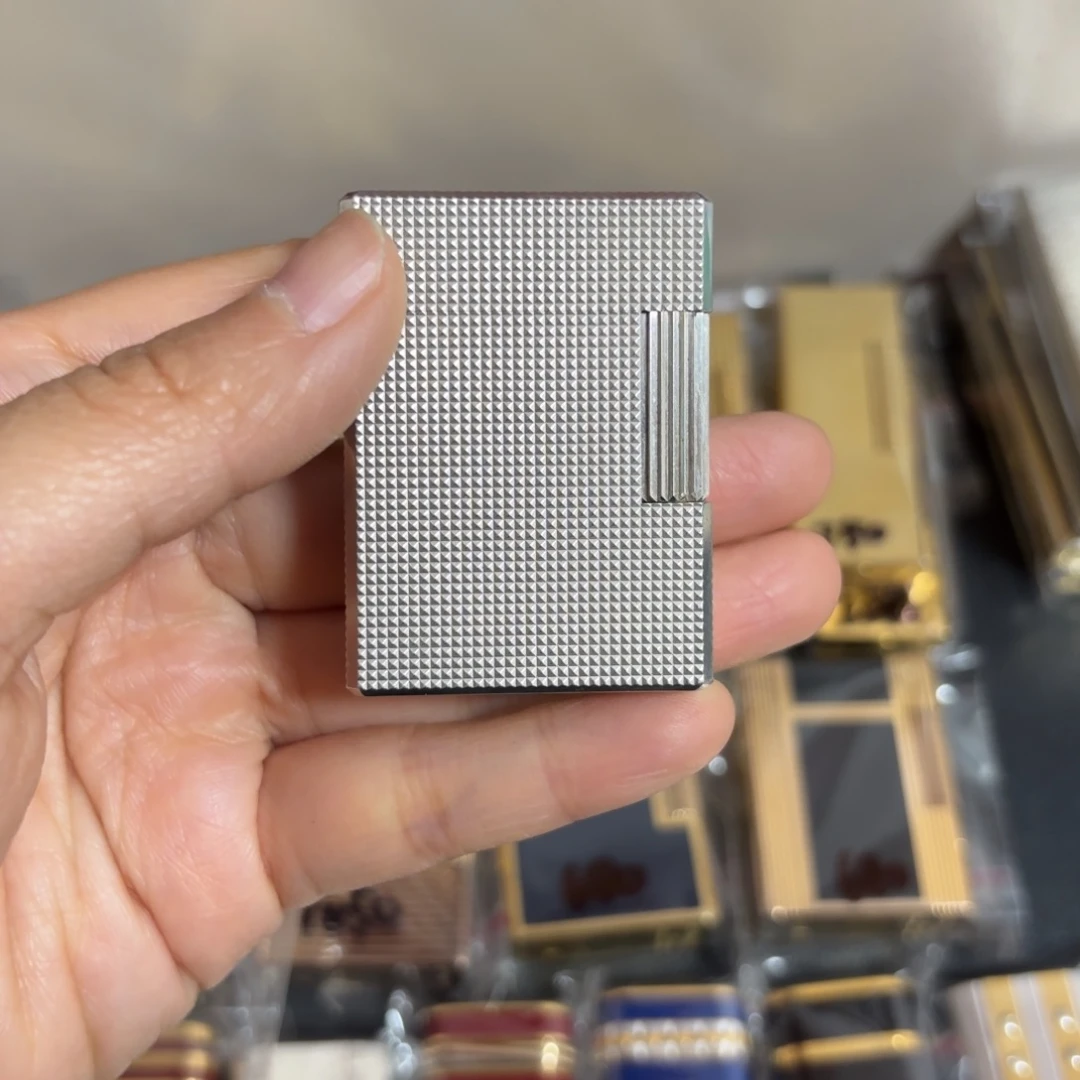 都登卡中古打火机