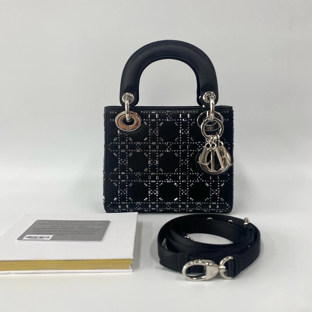 99新 DIOR/迪奥 99新 黑色银扣缎面三格戴妃手提斜挎包