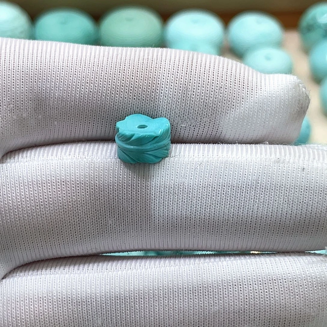 一****绿松石未镶嵌挂件