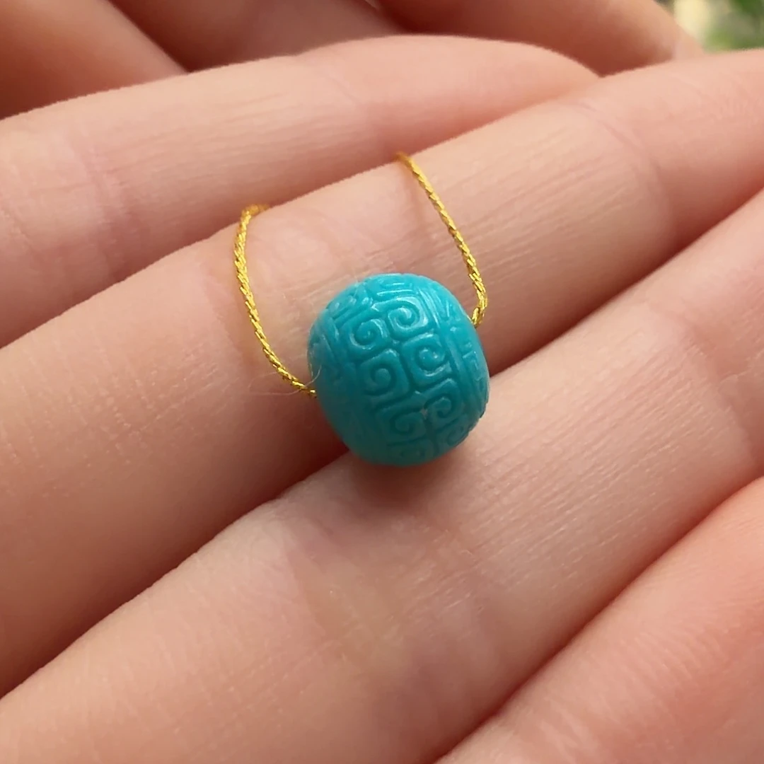 绿松石未镶嵌颈饰