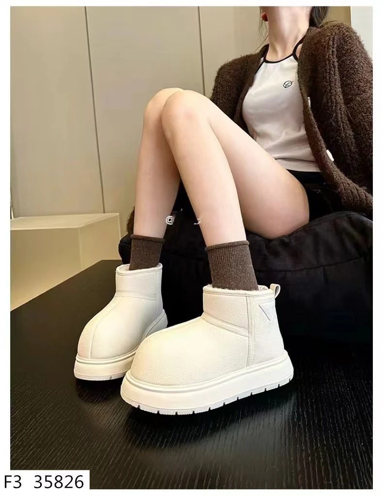 F3新品白色卡皮巴拉雪地靴35826