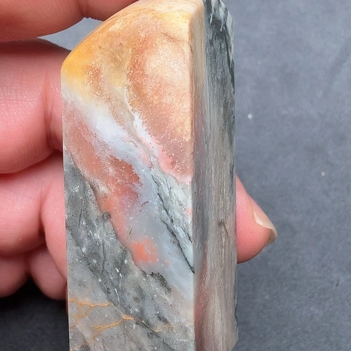 昌化鸡血石知***?昌化石印章