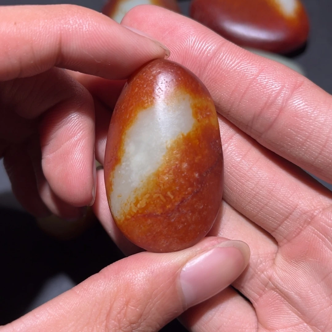 和田玉未镶嵌珠宝奇石