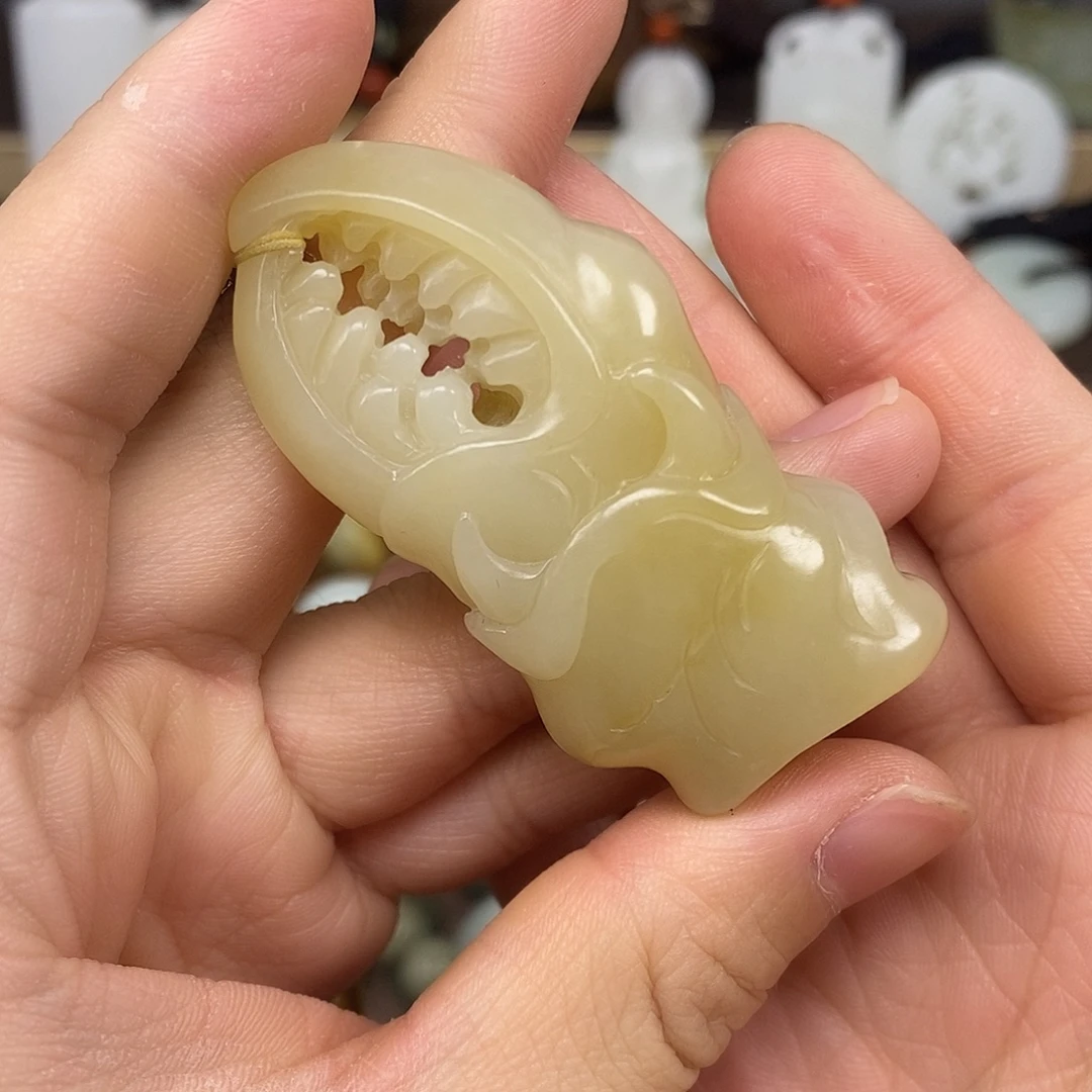 和田玉未镶嵌颈饰5