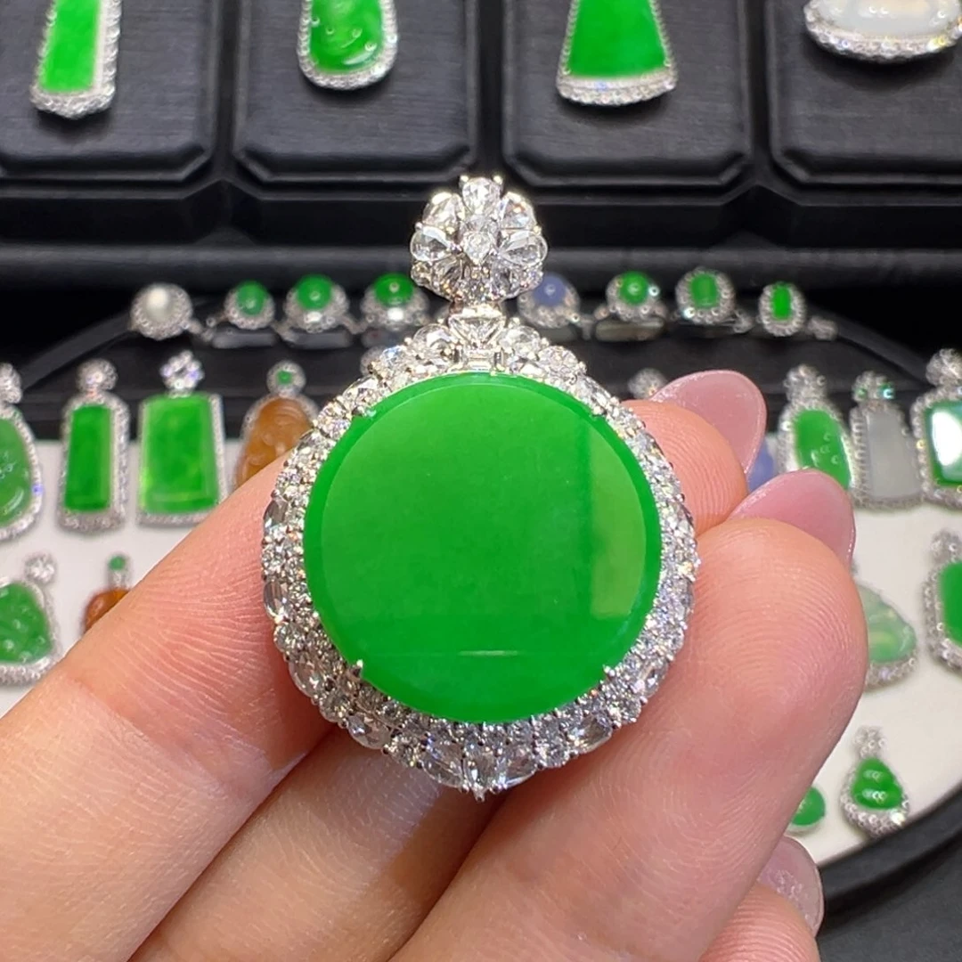 翡翠22K金镶嵌颈饰收到货48小时鉴赏期