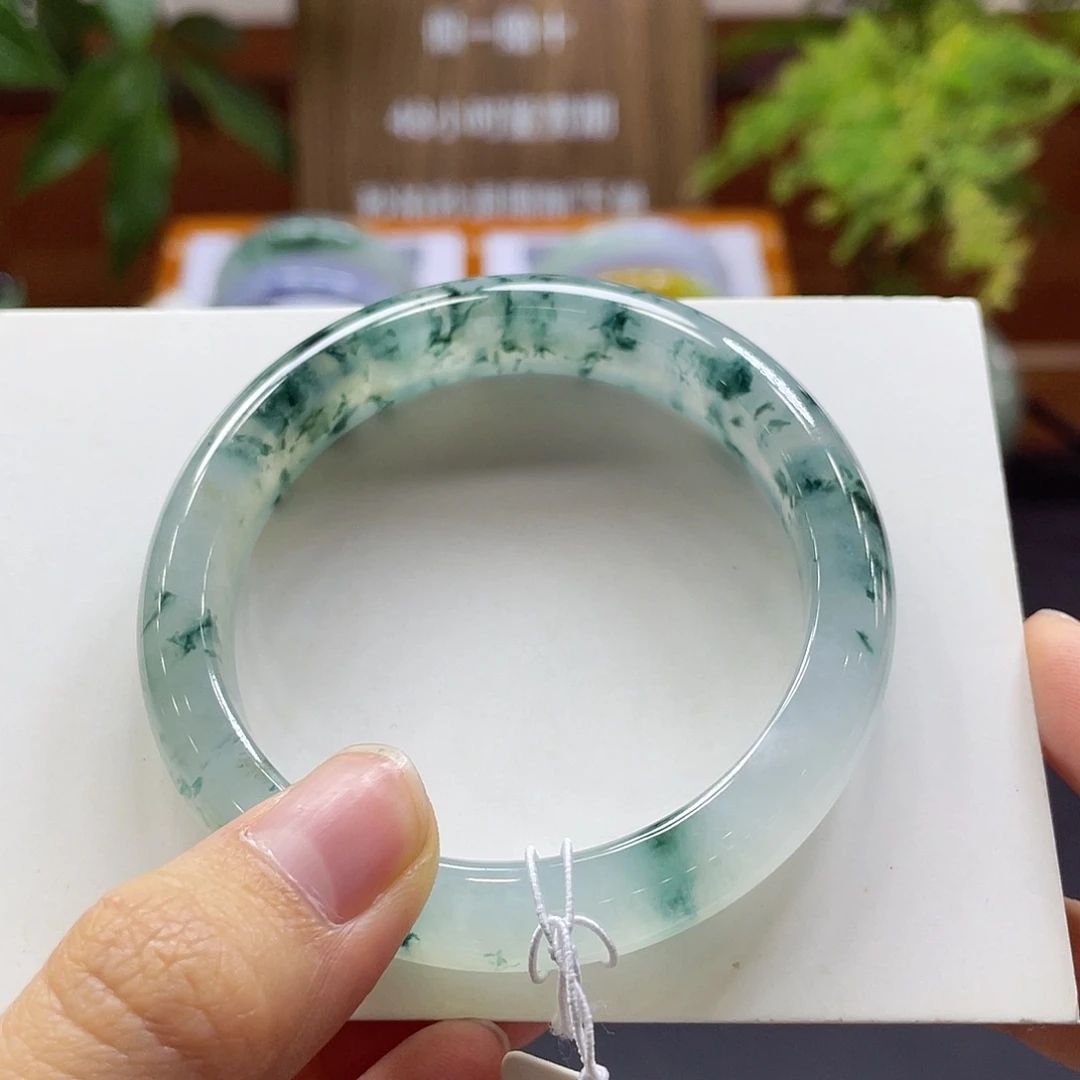 翡翠未镶嵌手镯34 号