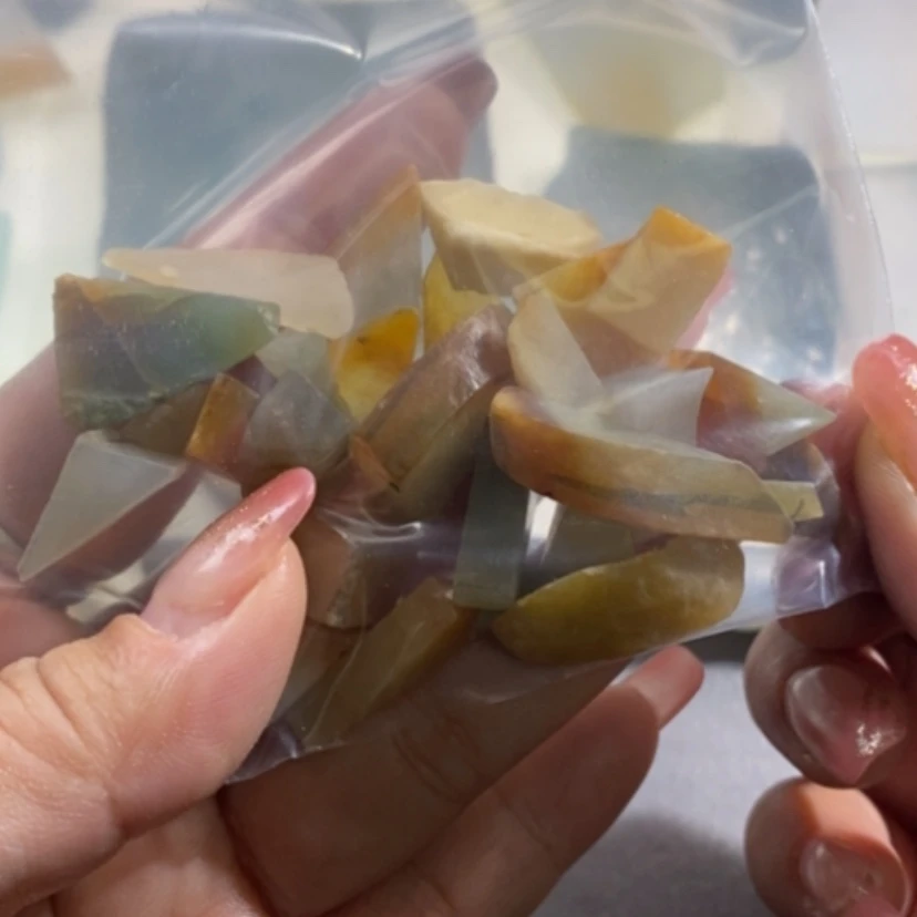 【闪购商品】翡翠挂件未镶嵌在****金