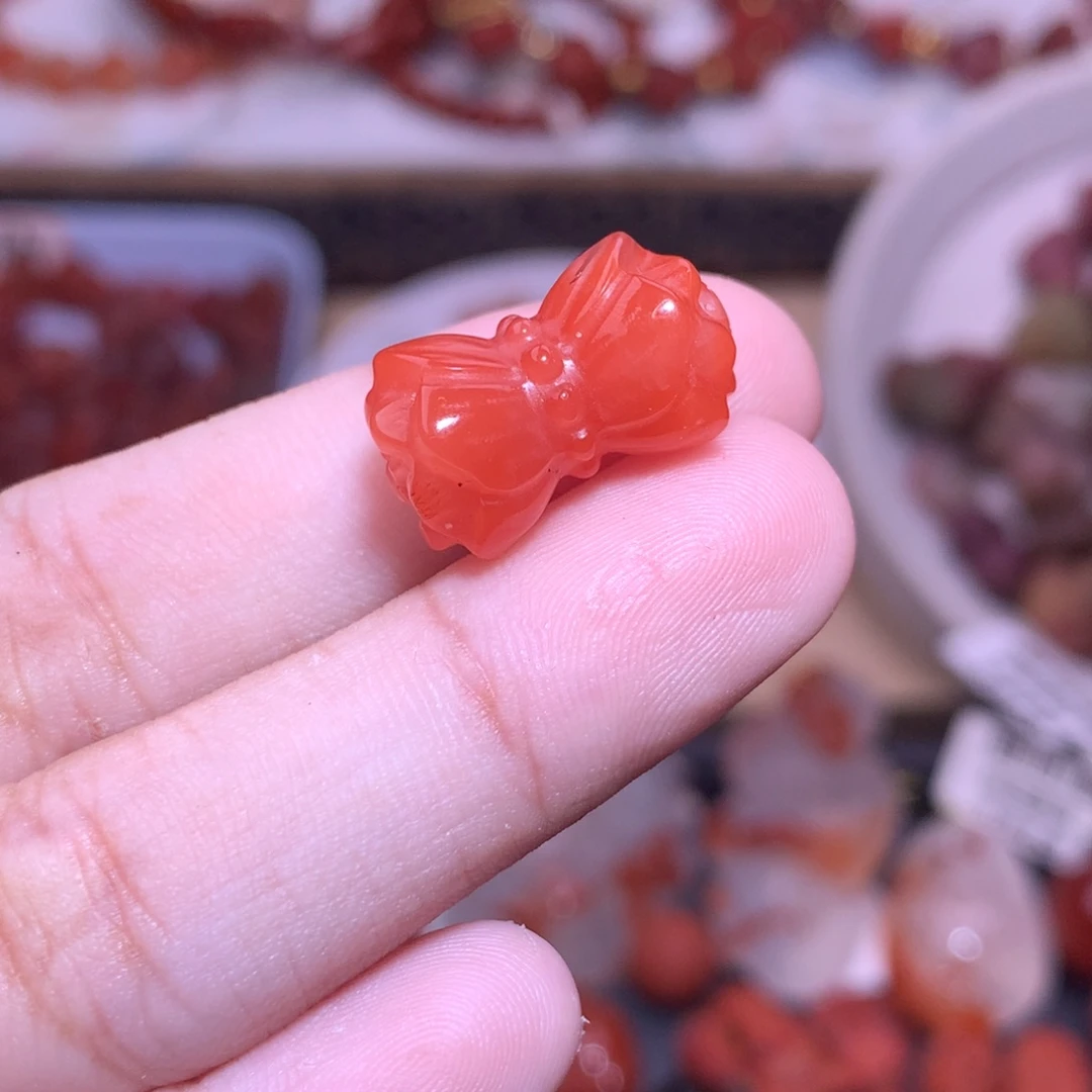 南红玛瑙未镶嵌珠宝半成品并蒂莲