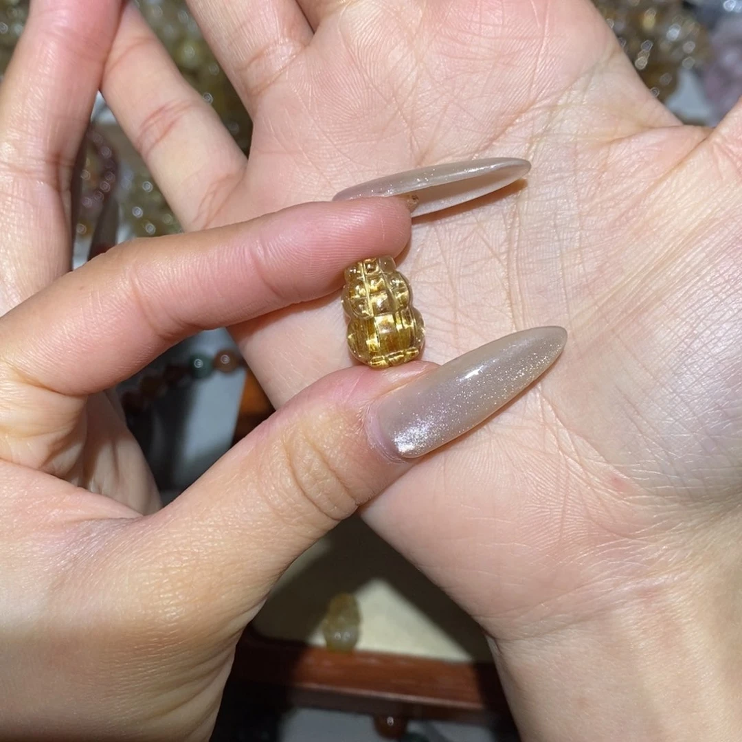 水晶手链未镶嵌财****?手链