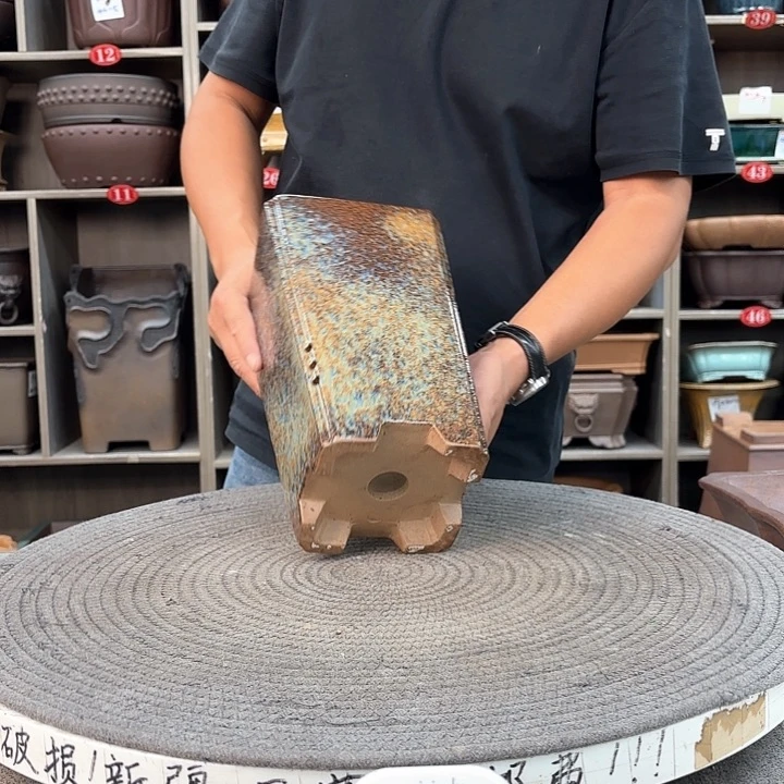 紫砂花盆紫砂的味道很好喝