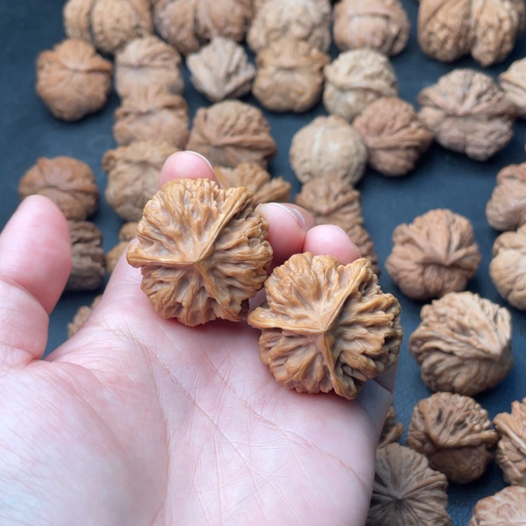 把件文玩核桃36帝王三棱